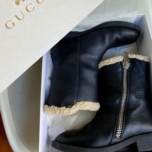EU33 Authentic Gucci side zip boots